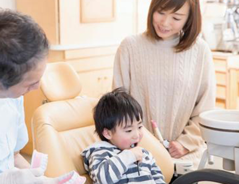 神戸市東灘区の歯医者、えびすデンタルクリニックの小児歯科
